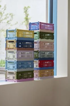 Hay Colour Crate Mix, S, Recycled Plastic, Olive - Powder 9 Hay Colour Crate Mix, S, Recycled Plastic, Olive - Powder -Vitra Shop HAY Colour Crate Mix family 10