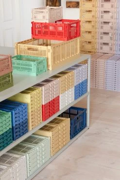 Hay Colour Crate, S, Recycled Plastic, Dusty Yellow 11 Hay Colour Crate, S, Recycled Plastic, Dusty Yellow -Vitra Shop HAY Colour Crate family 02 1