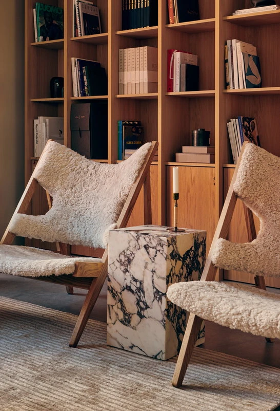 Menu Knitting Chair, Oak - Nature Sheepskin 5 Menu Knitting Chair, Oak - Nature Sheepskin - Image 3