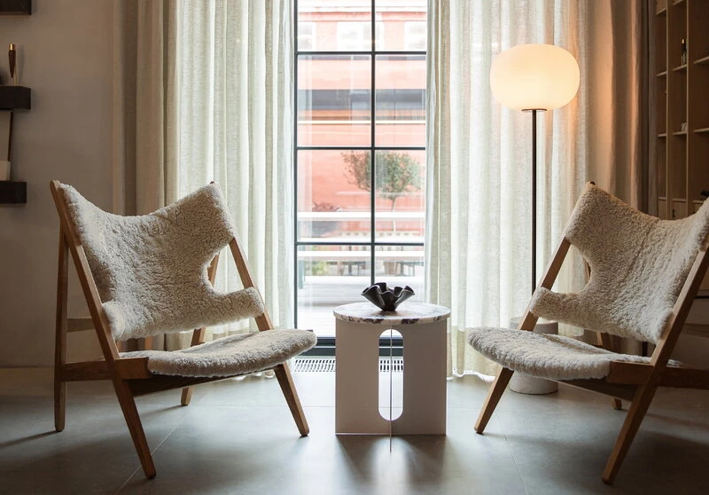 Menu Knitting Chair, Oak - Nature Sheepskin 12 Menu Knitting Chair, Oak - Nature Sheepskin - Image 10