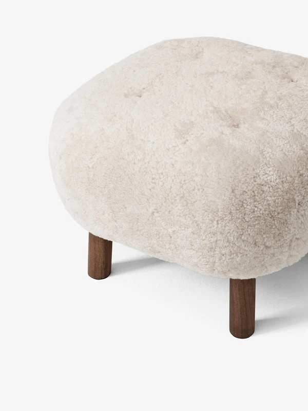 &Tradition Little Petra Lounge Chair And Pouf, Moonlight Sheepskin - Walnut - Image 4
